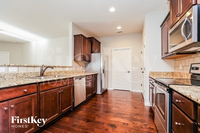 Foto del edificio - 831 Mesa Verde Pl