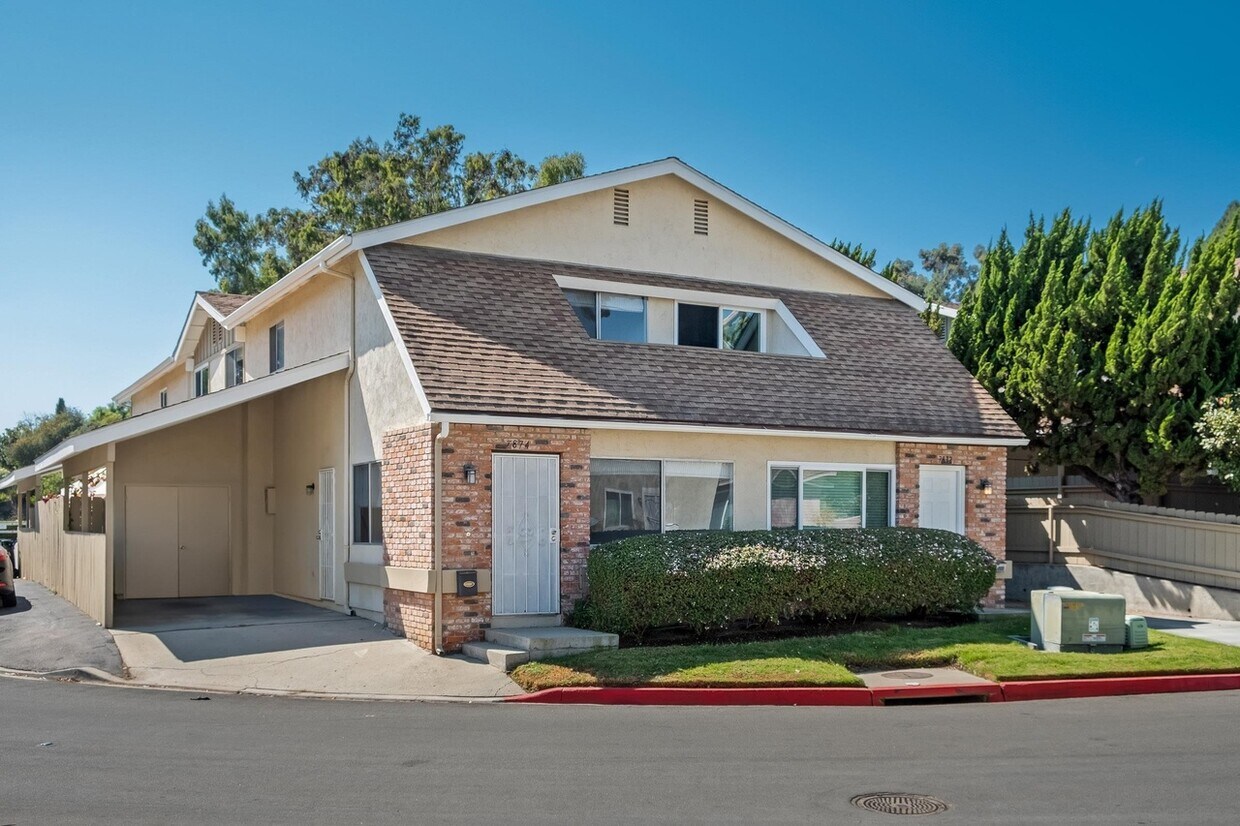 corner lot; all windows with open views - 7874 Camino Kiosco