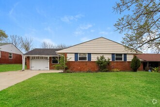 Building Photo - 1018 Ledro St