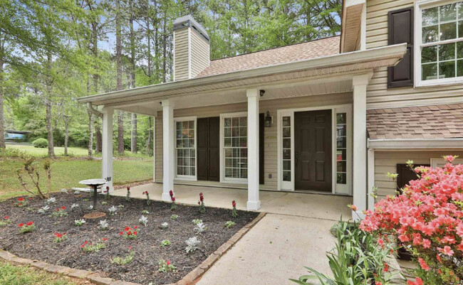 Building Photo - 18 Happy Valley Estates Dr