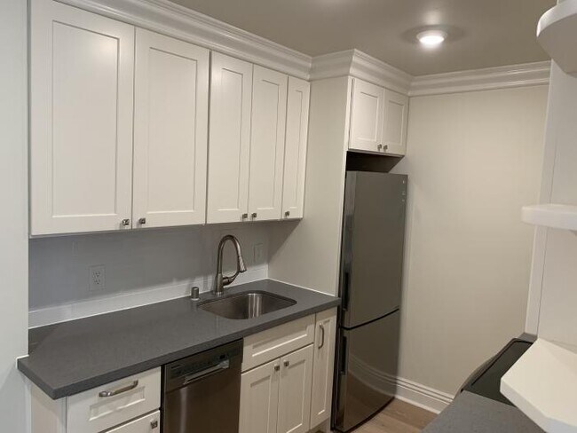 Foto del edificio - 1 bedroom in Oakland CA 94606