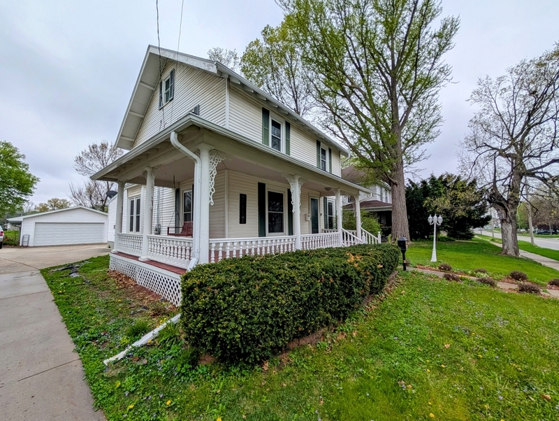 Foto principal - 517 1st Ave W