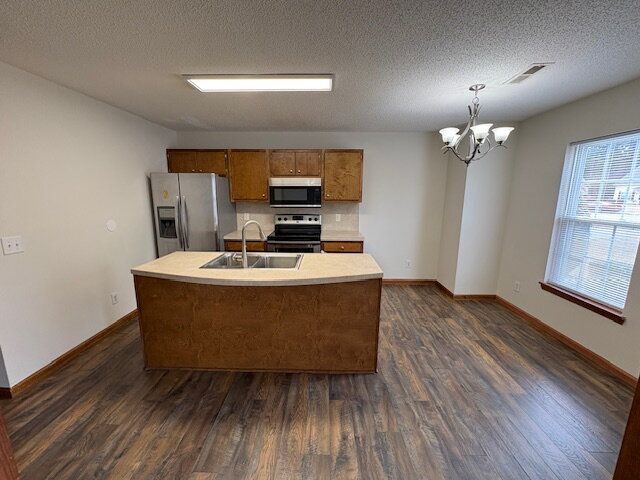 Foto del edificio - 1119 Brownlea Dr