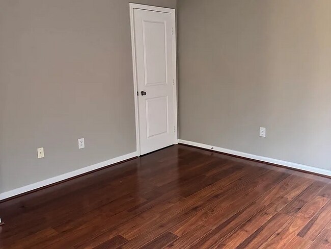 Foto del edificio - 2444 Ogden Way