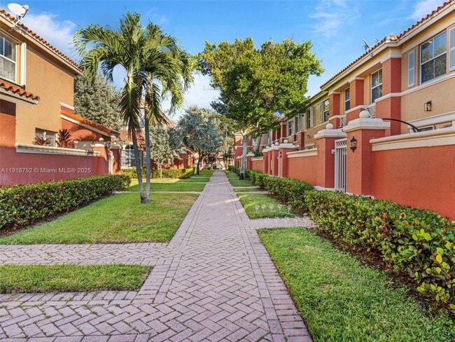 Foto del edificio - 11411 NW 60th St