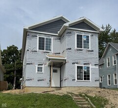 Building Photo - 228 N Randolph St