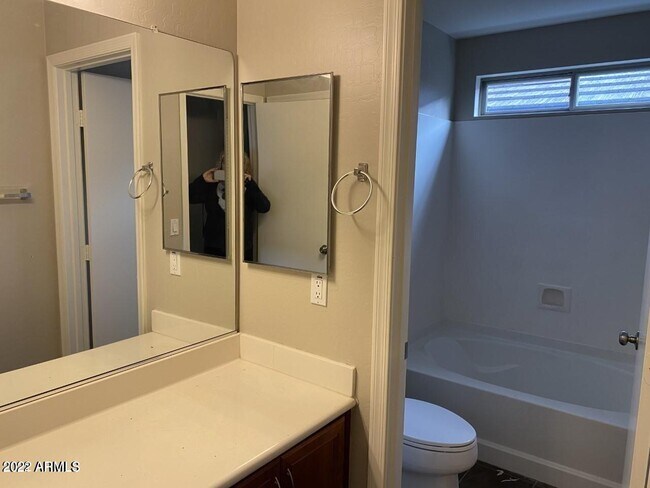Foto del edificio - 7319 W Magdalena Ln