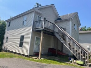 Building Photo - 37 E New St