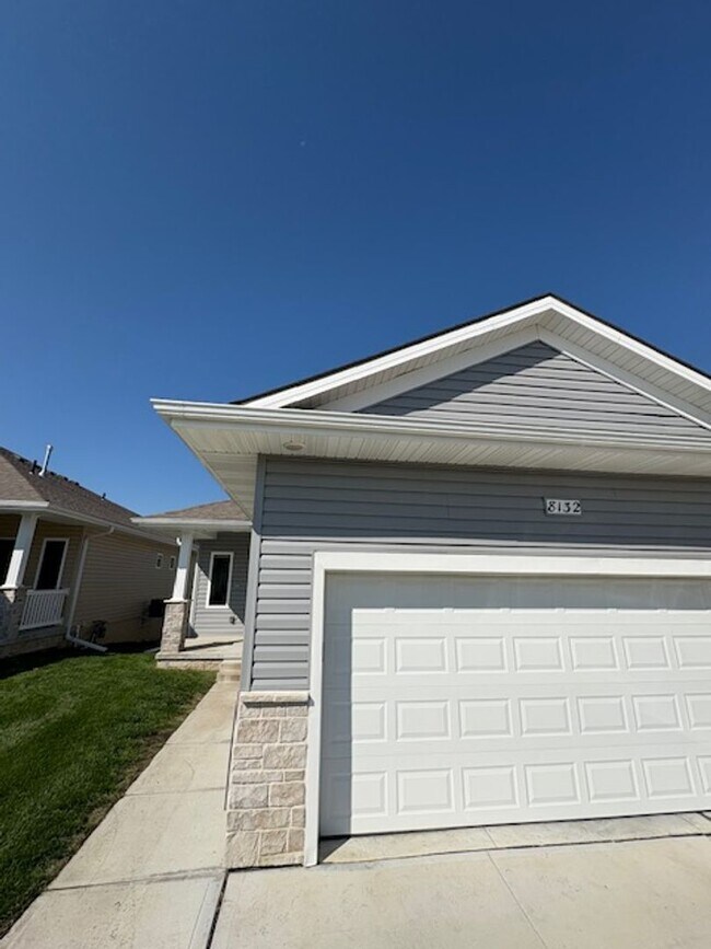 Building Photo - 8132 S 178th St