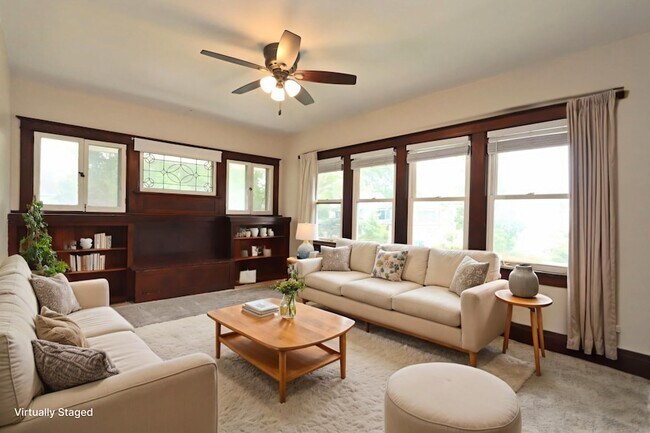 Foto del edificio - 416 1/2 W Jackson Street Unit
