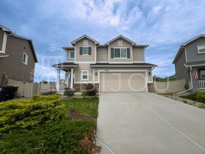 Foto principal - 7458 Primavera Ln