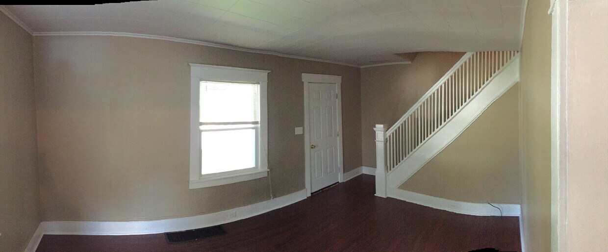 Primary Photo - 248 Maple Ave