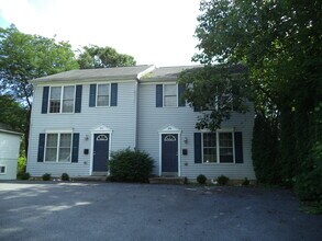 Building Photo - 898 N Allen St