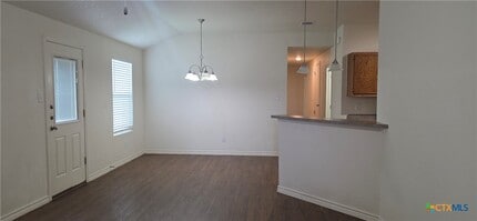 Building Photo - 5803 Lariat Ct
