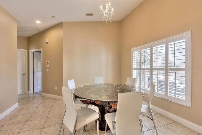 Building Photo - 5416 Swordfern Ct