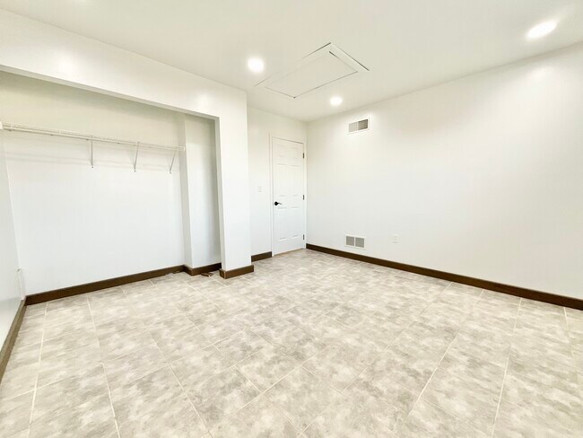 Foto del edificio - 3309 Glen Hollow Dr