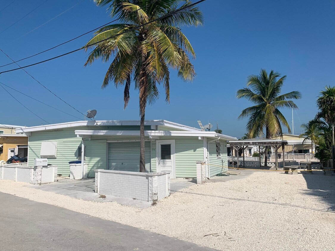 790 26th Street Ocean, Marathon, FL 33050 House Rental in Marathon