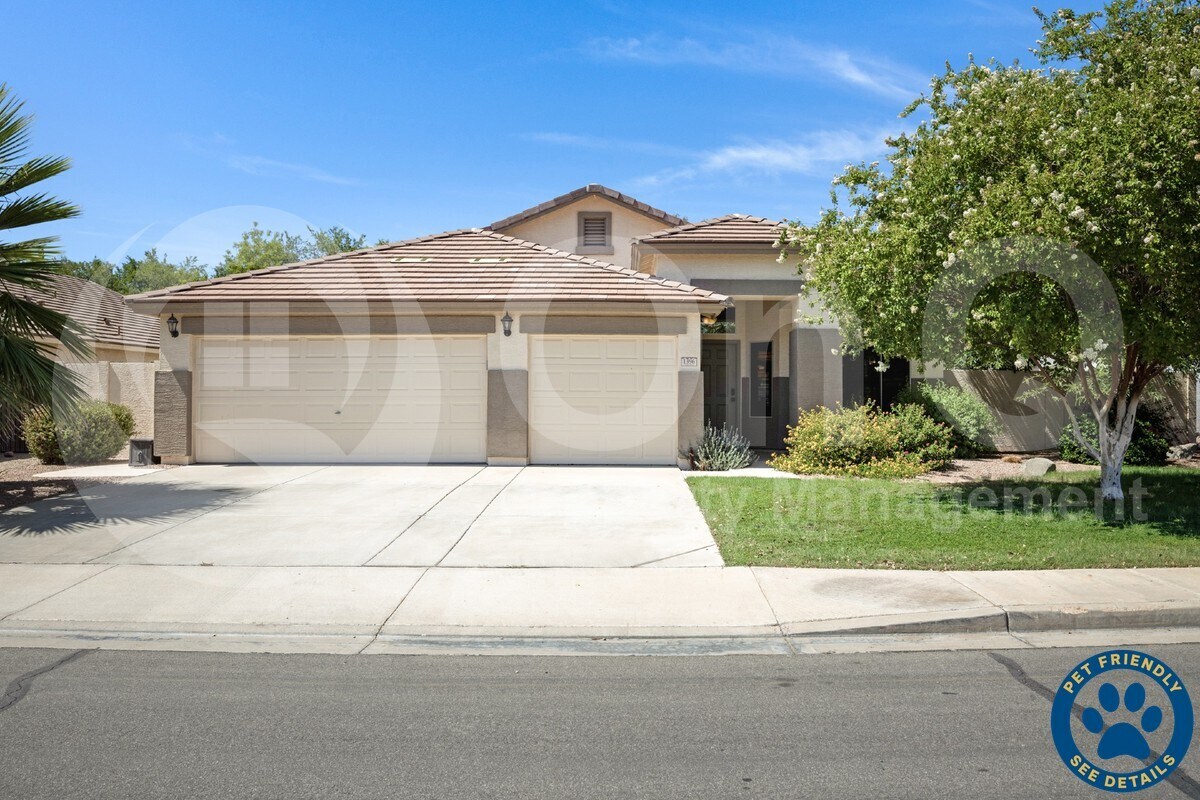 Primary Photo - 1396 E Galveston St