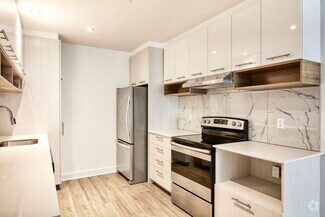 Building Photo - 9675 Av. Papineau