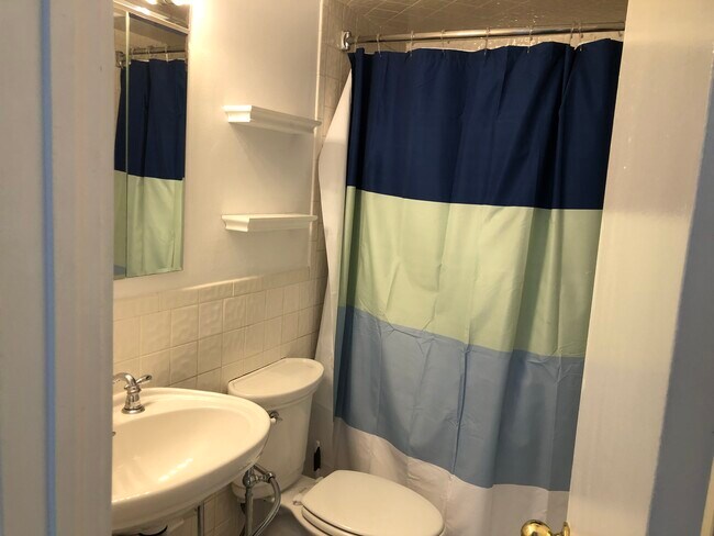 Foto del edificio - 74 Garden St