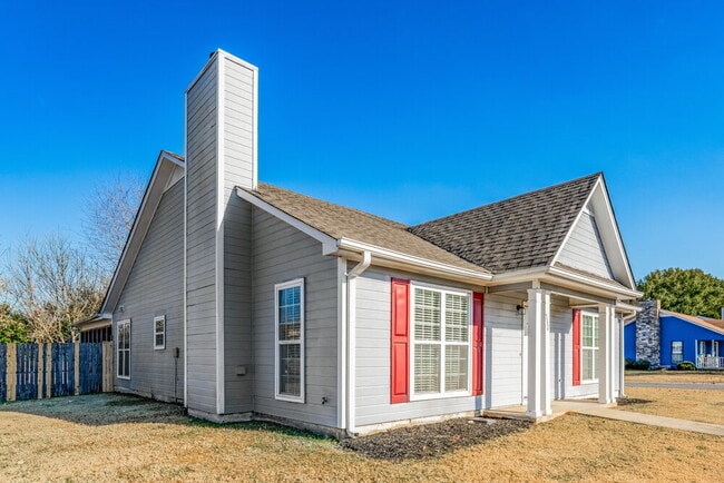 Building Photo - 532 Buck Creek Ln