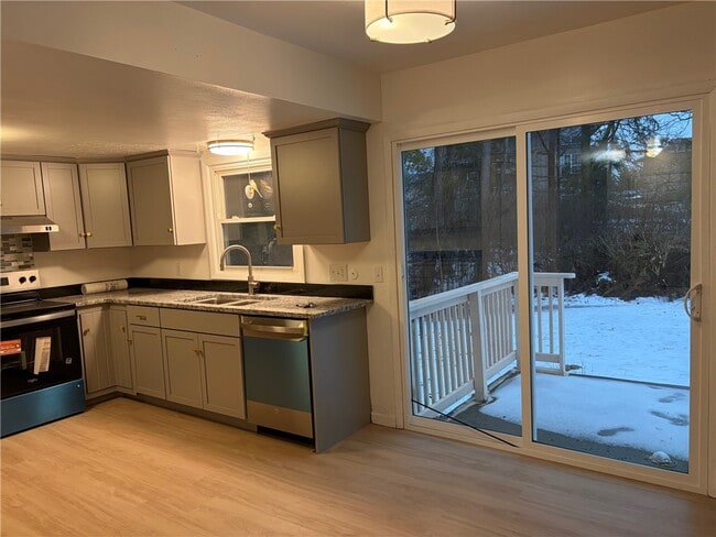 Building Photo - 39 Highgate Cir