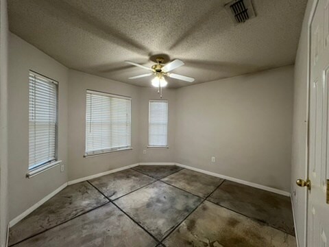 Foto del edificio - 7501 Red Springs Ave