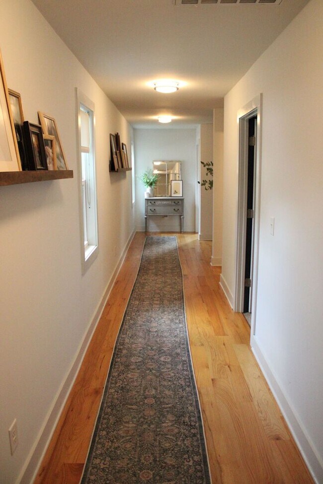 Foto del edificio - Great 3 bedroom / 2.5 bath Home in East Na...