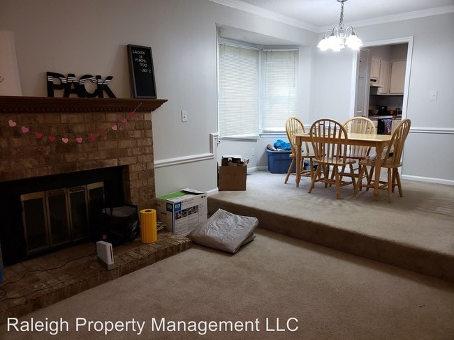 Building Photo - 4145 Kaplan Dr
