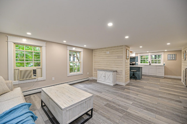 Building Photo - 36 Barbour Rd