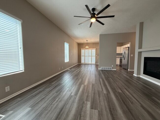 Foto del edificio - 5144 N 144th Ct