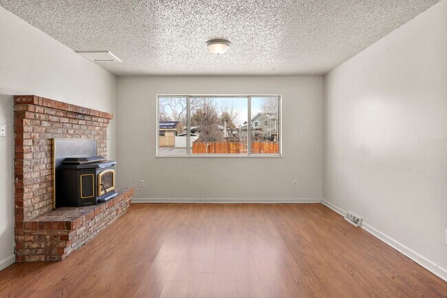 Foto del edificio - 2504 W 26th Street Rd