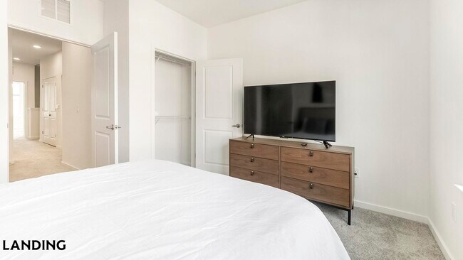 Foto del edificio - 515 Corso Ln