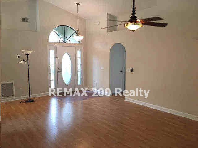 Building Photo - Gorgeous Apopka Home