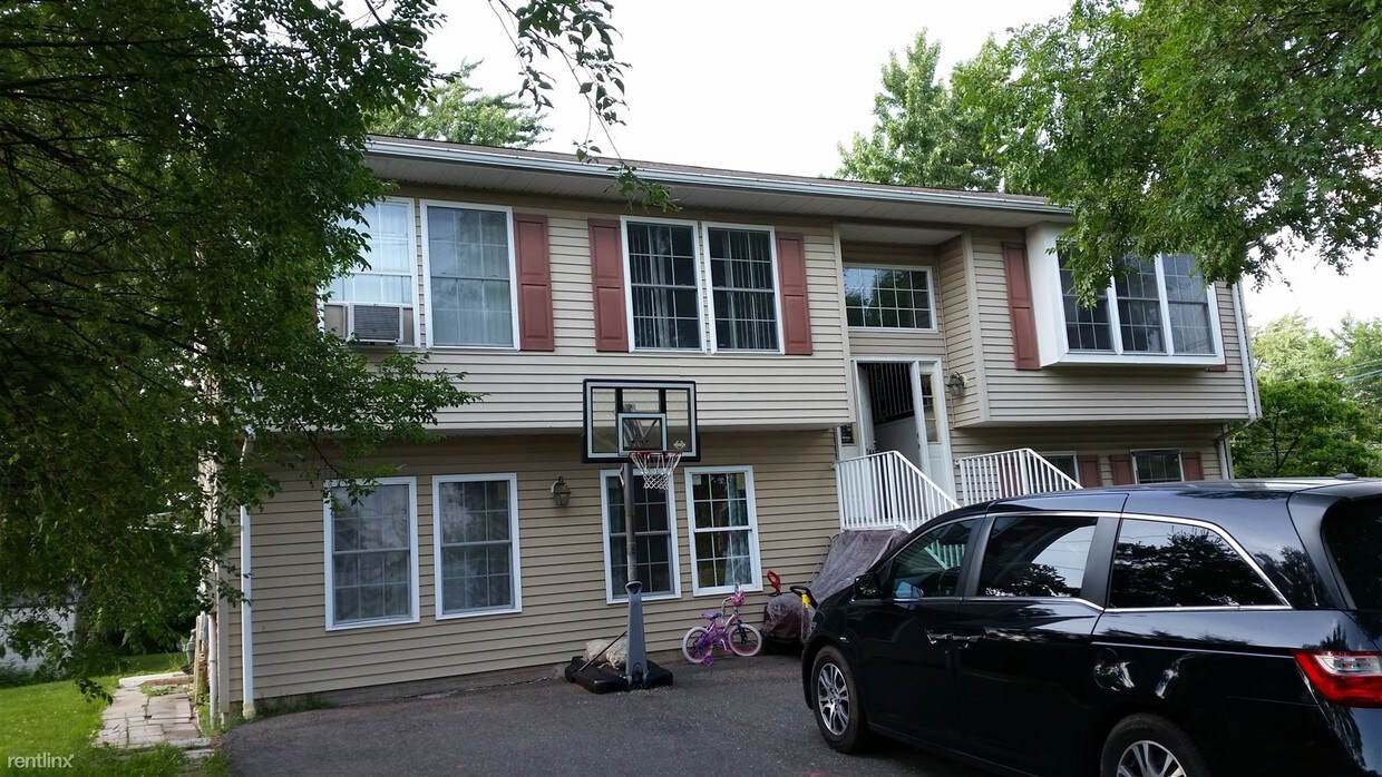 104 Lexington Ave, South Plainfield, NJ 07080 House for Rent in South