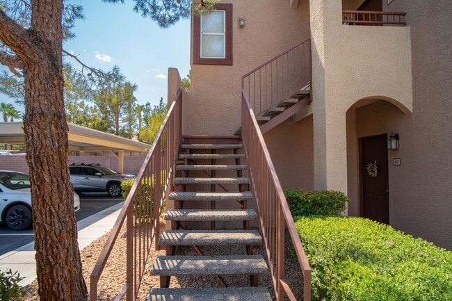 Foto del edificio - 9580 W Reno Ave