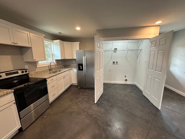 Foto del edificio - 706 E Olive St