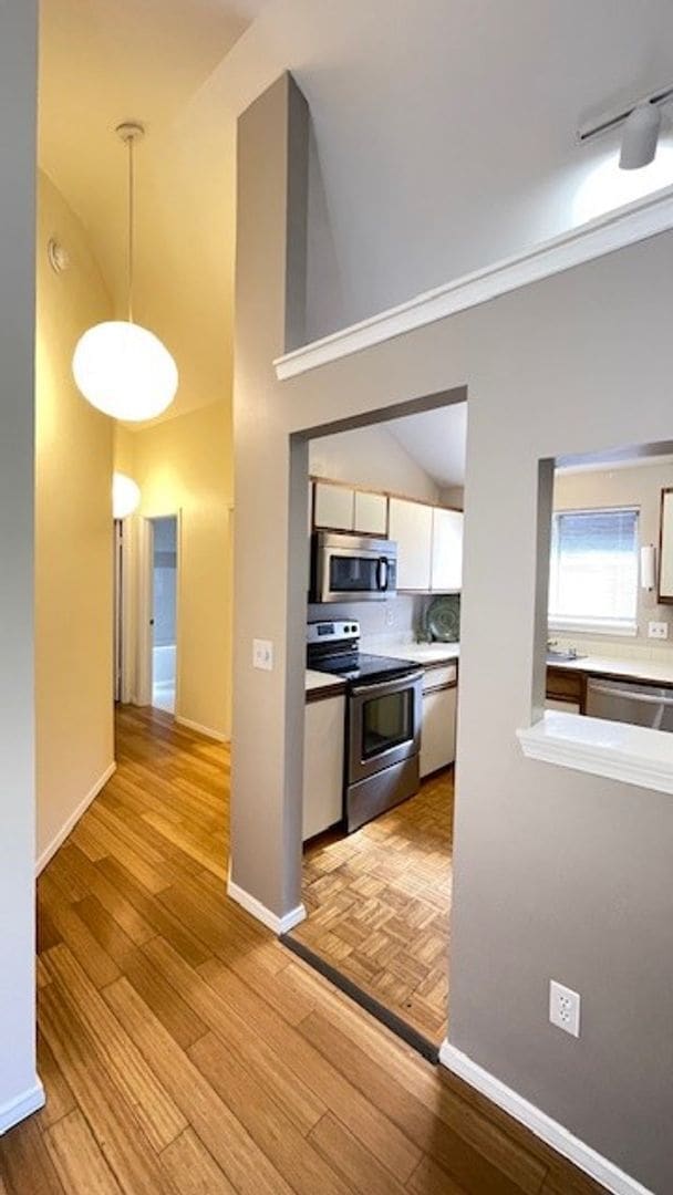 Building Photo - Sandpoint Home