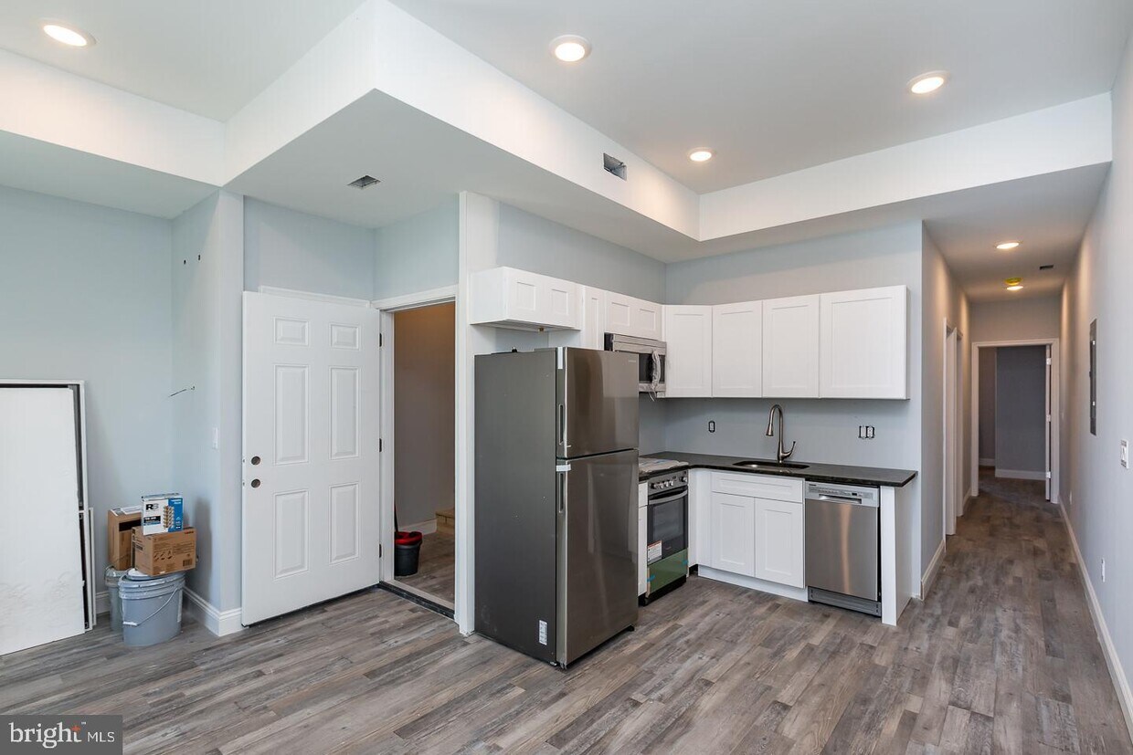 Foto principal - 2159 Ridge Ave