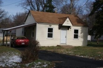 Building Photo - 153 Connolly Dr