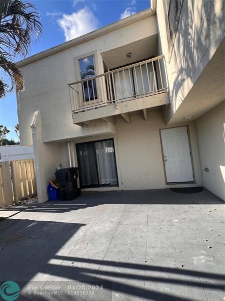 Building Photo - 12134 Regal Ct W