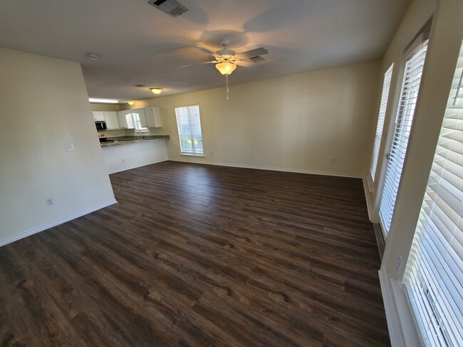 Building Photo - 66 Redfish Cir