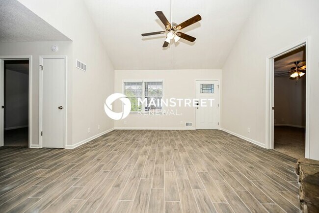 Foto del edificio - 3 Bedroom Pet-Friendly Home in Stockbridge, GA with Main Street Renewal