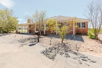 Building Photo - 1940 Ocotillo Dr