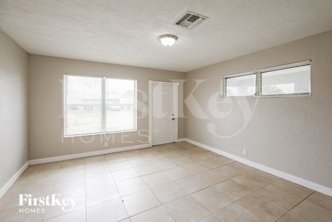Foto del edificio - 3191 NW 5th St