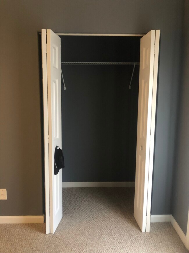 Foto del edificio - 911 S Charles St