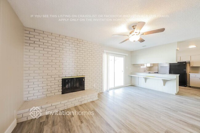 Building Photo - 4228 W Mission Ln