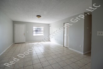 Building Photo - 1127 Beecher St