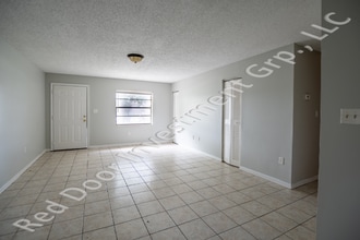 Building Photo - 1127 Beecher St