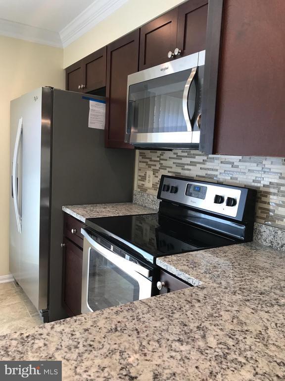 Foto del edificio - 6307 Chimney Wood Ct